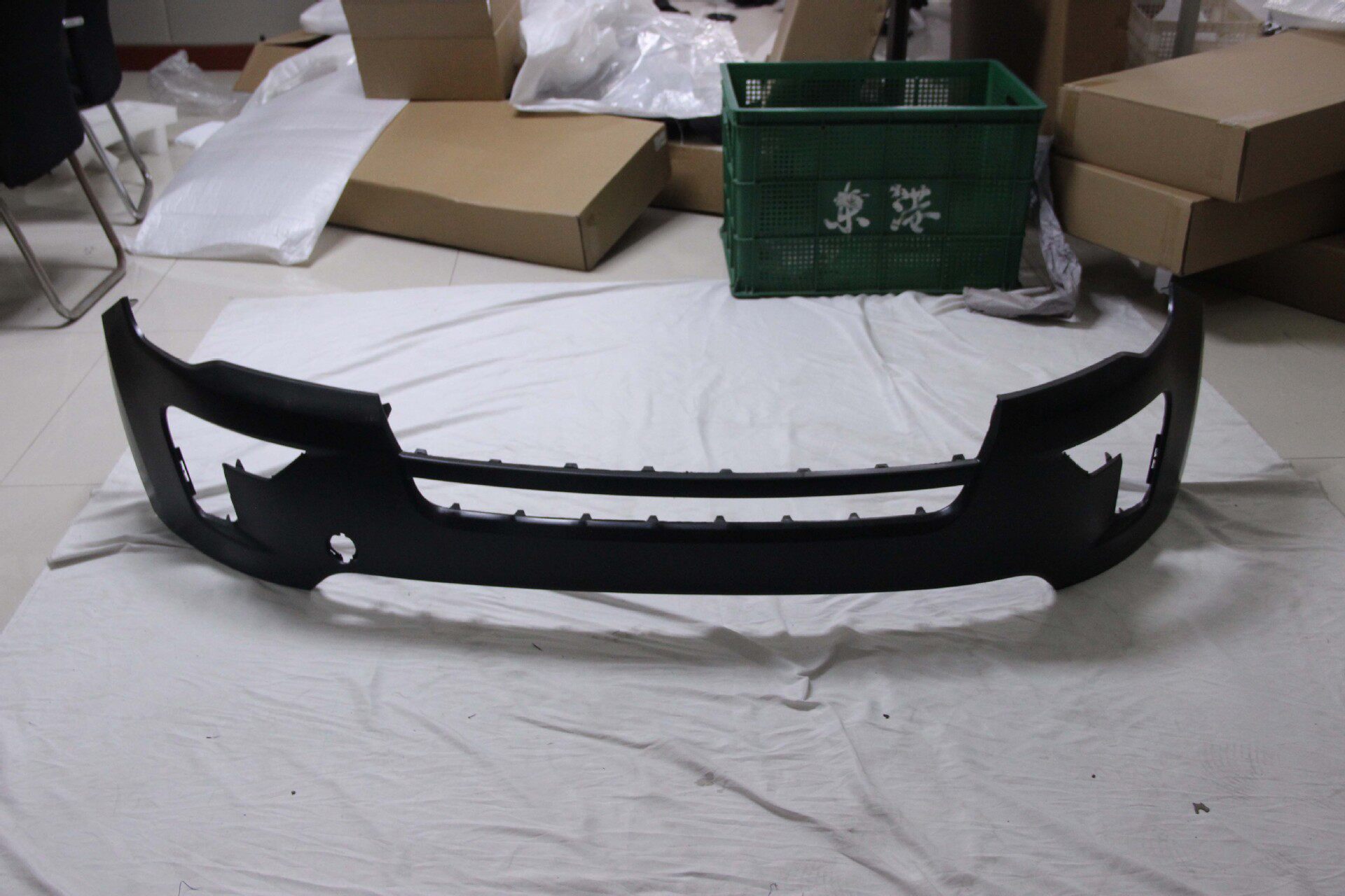 适用于2018-2019款福特探险者前保险杠前杠JB5Z-17D957-JAPTM