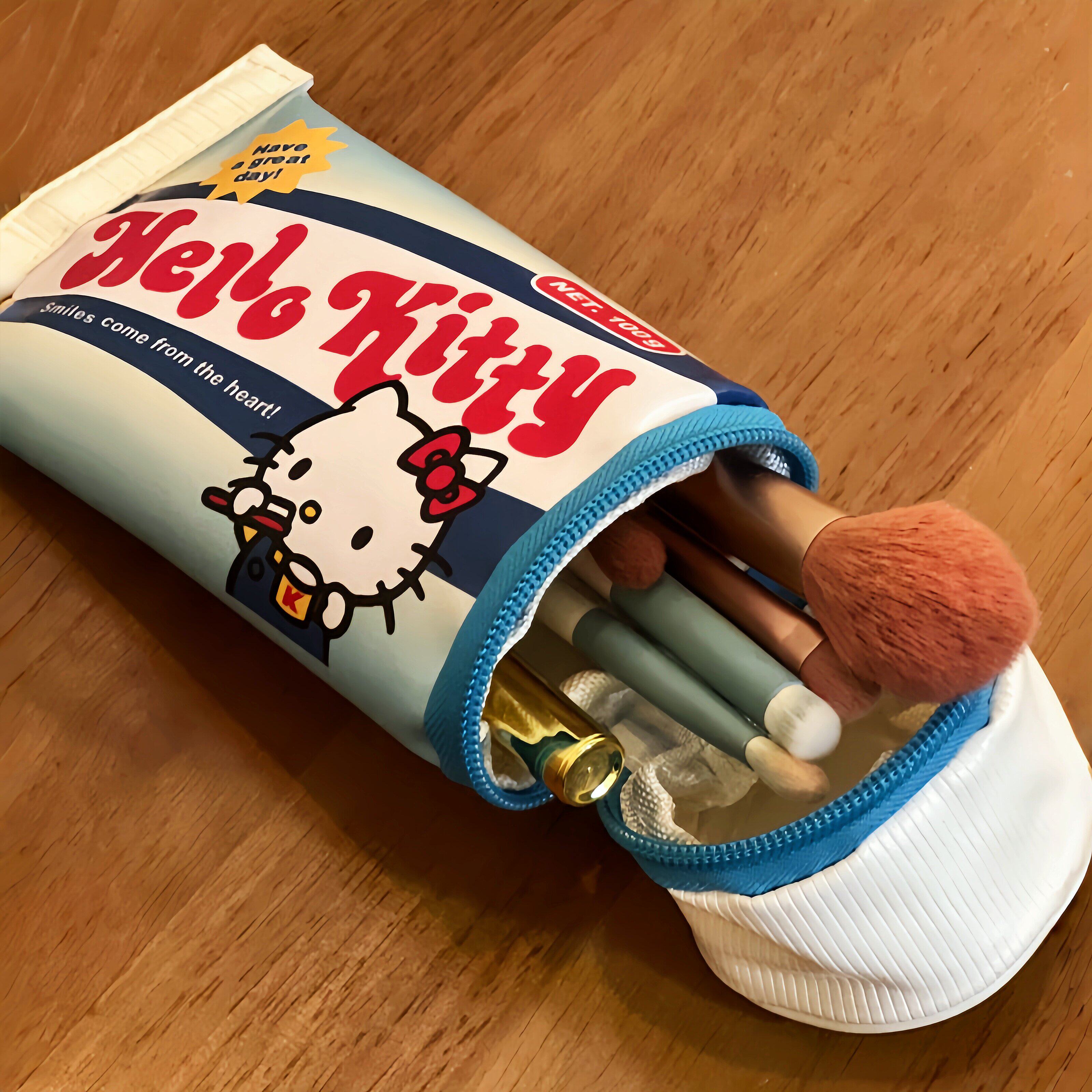 哈喽kitty化妆刷收纳包大容量便携眉笔口红收纳高颜值可爱小笔袋
