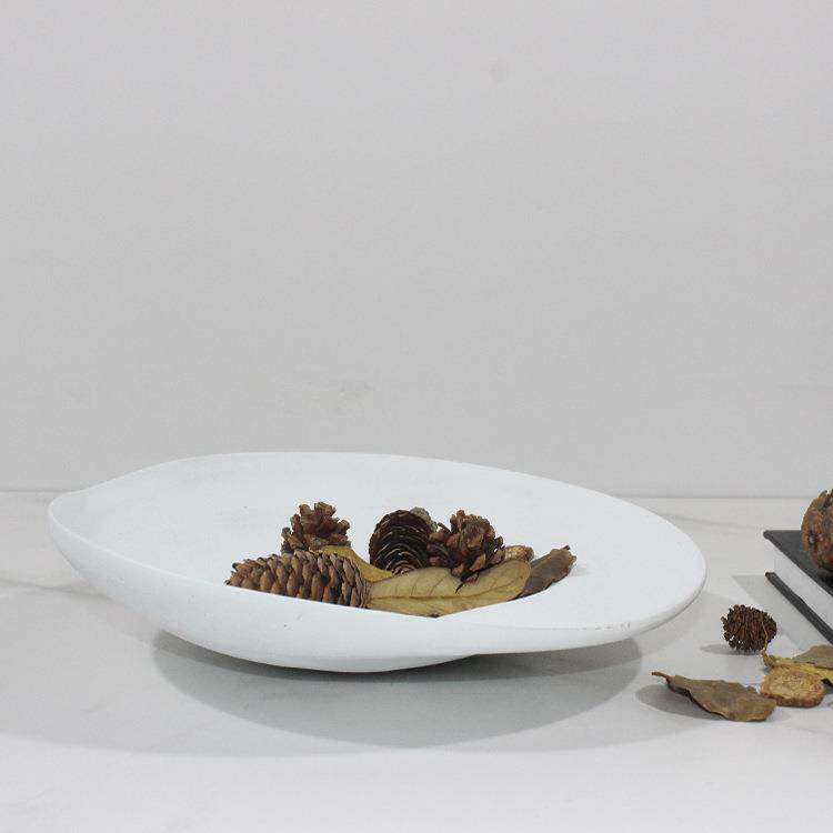 现代极简样板房果盘北欧创意茶几托盘餐桌软装饰品展厅树脂摆件