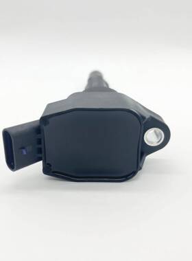 适用于现代领动起亚K3点火线圈273012M32027301-2M320