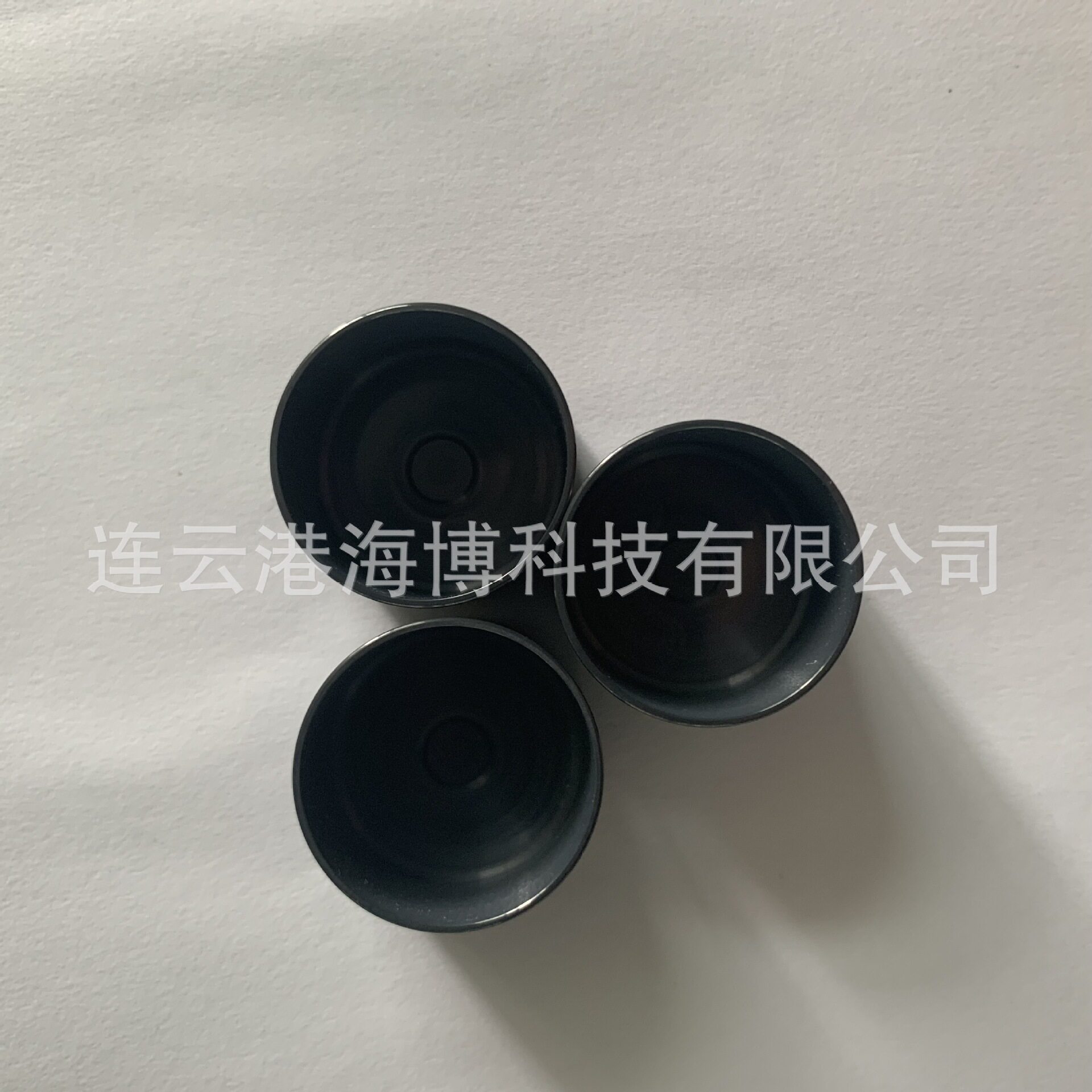氮化硅圆柱形坩埚氮化硅陶瓷弧形坩埚氮化硅坩埚盖