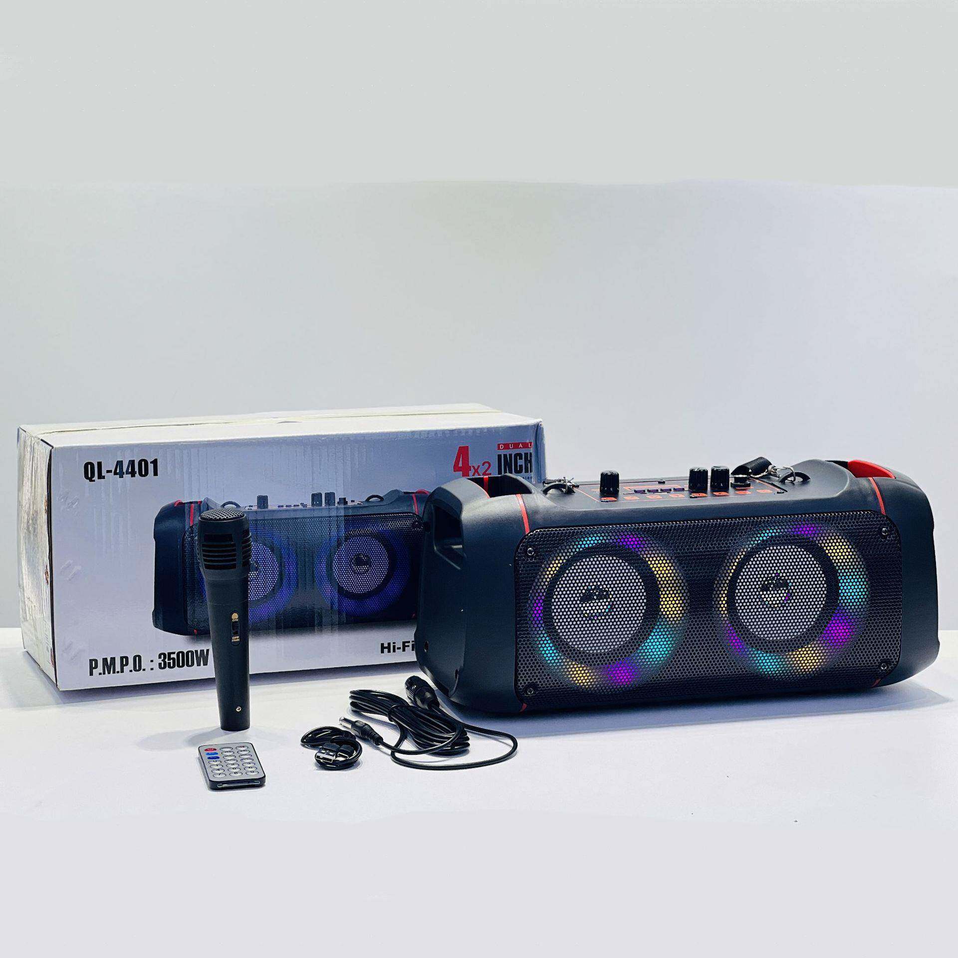 新款4*2寸户外肩带音响小型户外便携式迷你外贸爆款七彩灯QL-4401