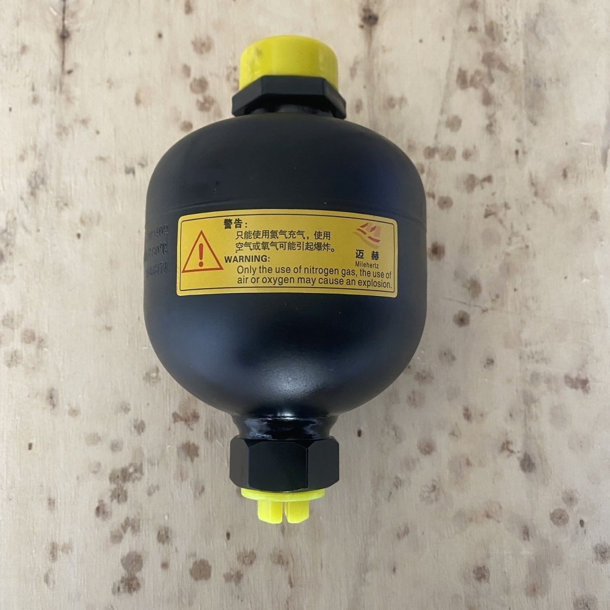 收割机小麦割台缓冲器减震玉米通用0.75蓄能器蓄能器液压
