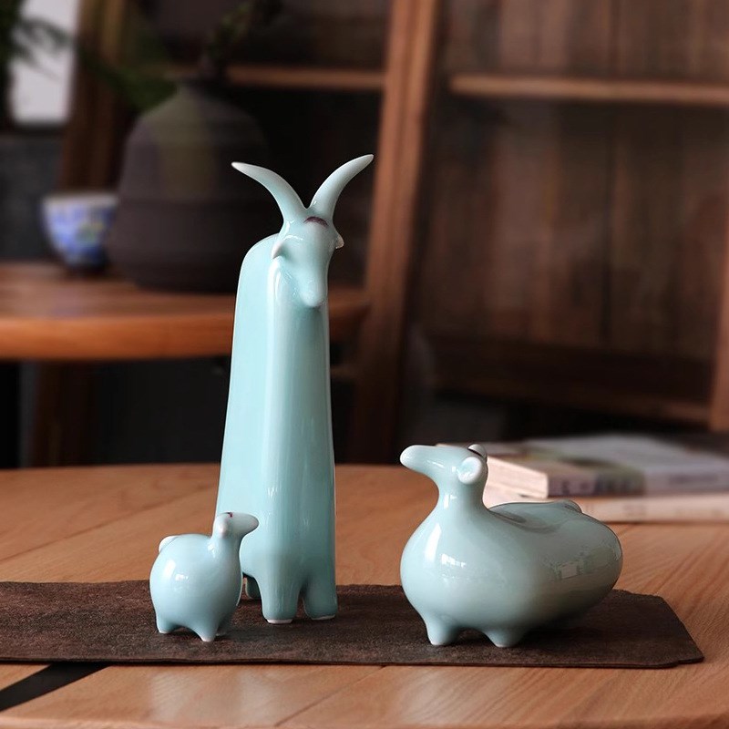三羊开泰创意可爱十二生肖摆件小羊陶瓷工艺品小动物桌面装饰摆设