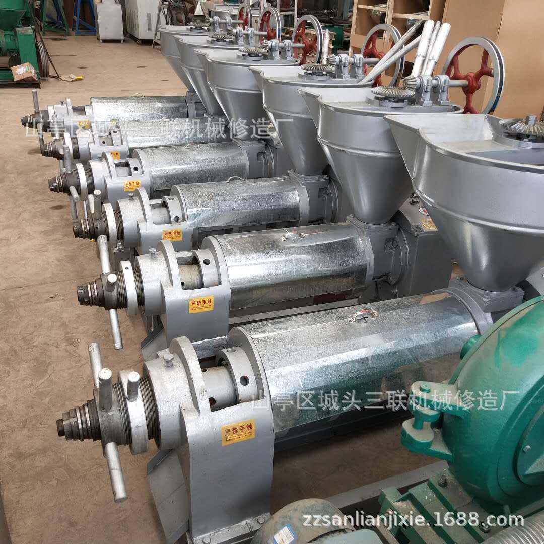 小型家用菜籽榨油机四川绵阳菜籽螺旋榨油机价格自动茶籽榨油设