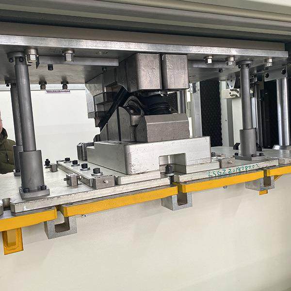 振动摩擦焊接机热塑性塑料焊接ABS/PC、PVC、PP树脂VW-1600,机械设备,其他机械设备,淘宝优惠券,粉丝福利购,淘宝优惠卷