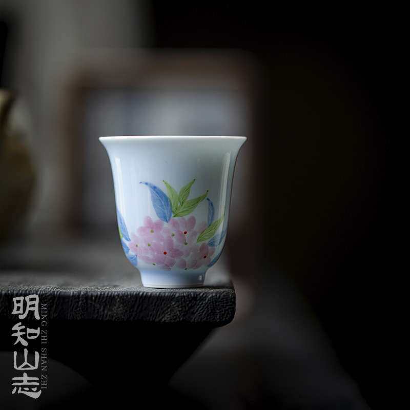 明知山志 晴山蓝蓝草花舍予茶杯 手绘淡雅陶瓷品茗杯文人器家用杯