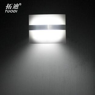 商超爆款人体感应壁灯led电池款方形阁楼壁充电款装饰应急小夜灯
