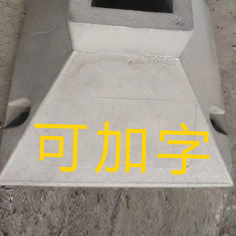 厂家供应马路蹲基座立柱墩DZ护栏铸铁底座公路设施马路墩