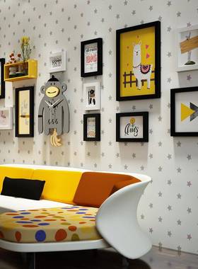 实木_7174_卡通实木照片墙大猩猩组合装饰相框摇摆真钟表可换相片