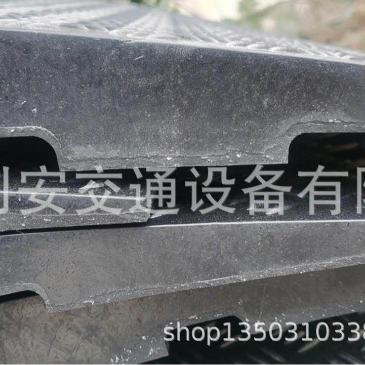 CE质量认证 PVC五线槽减速板手推车残疾车过桥板