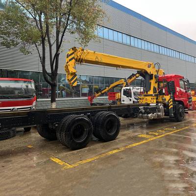 SQS300卡车起重机12吨卡车随车吊大吨位货物工程起重吊机