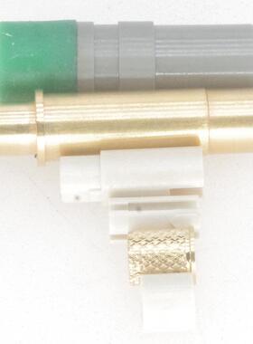 J1216/75-422CF82/211-01同轴差分4芯1394总线J599高频接触件