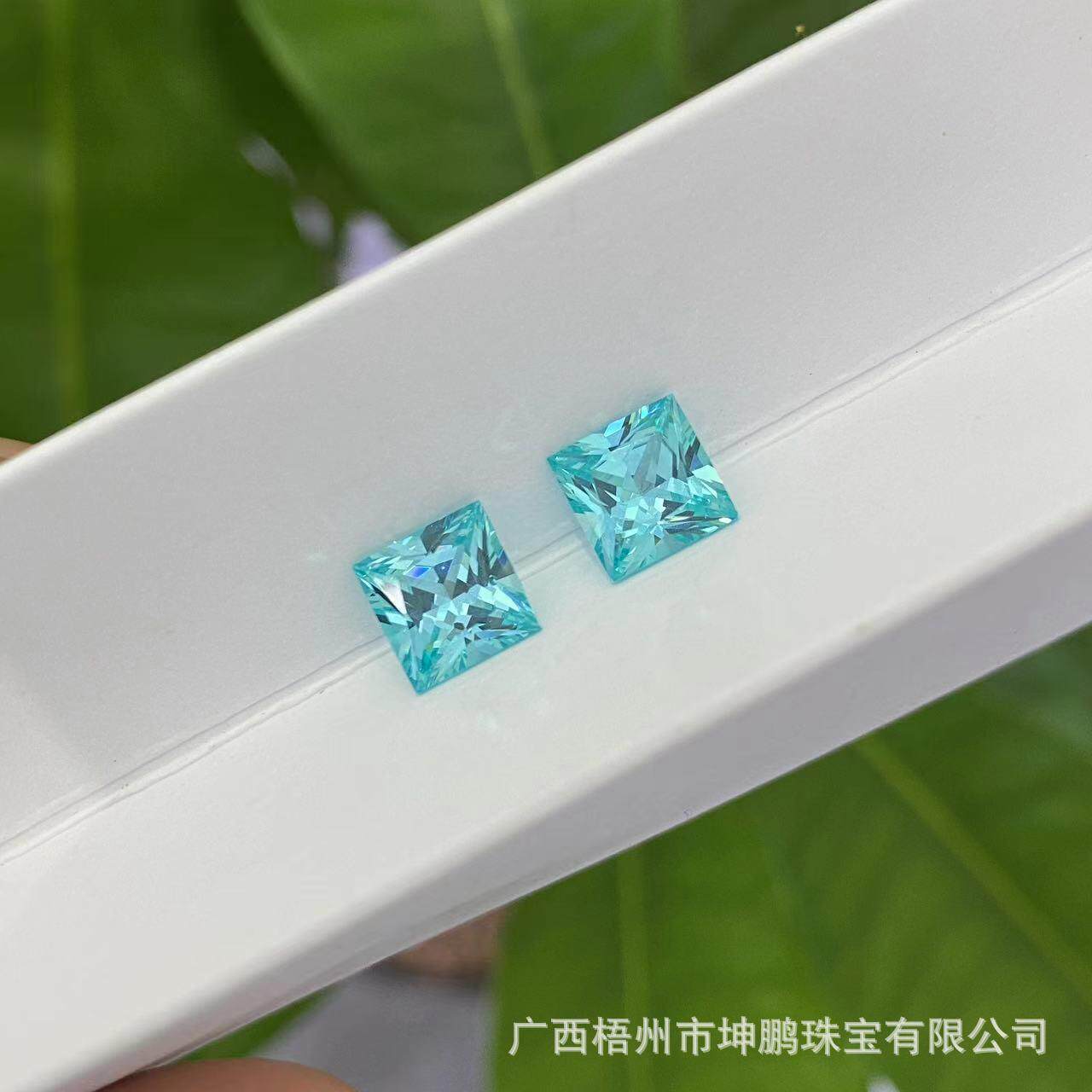 源头厂家霓虹蓝帕拉伊巴碧玺实验室培育蓝宝石湖水蓝公主方裸石