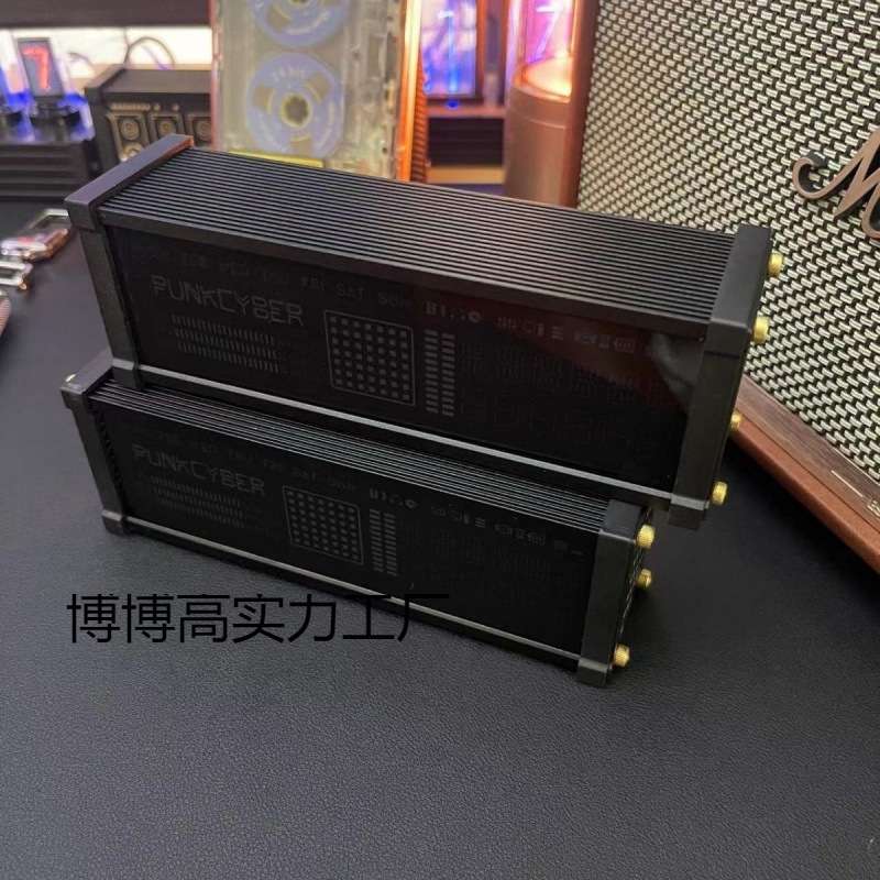 PUNKCYBER创意桌面WFD复古电子拟荧光管时钟赛博男友仪式