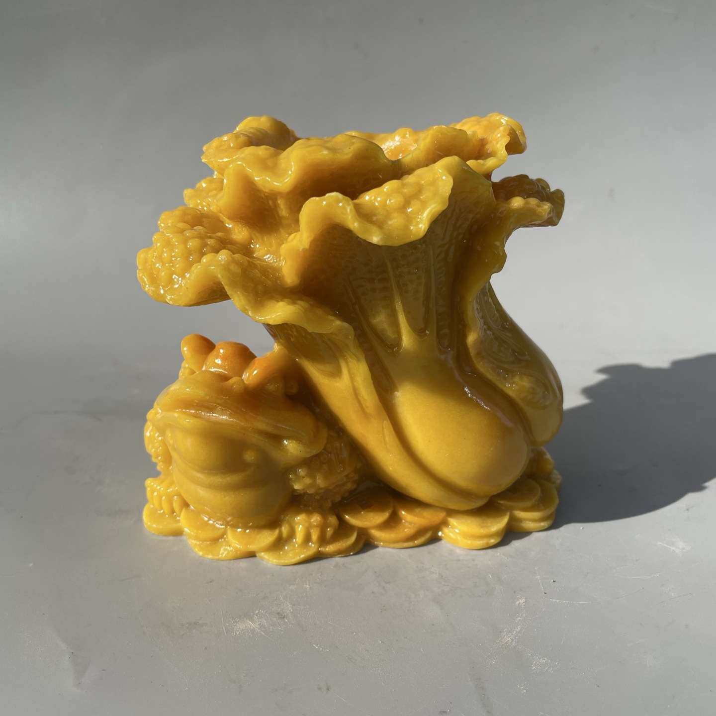 仿古金蟾白菜笔筒树脂摆件古玩白菜书房书面桌面笔筒工艺品