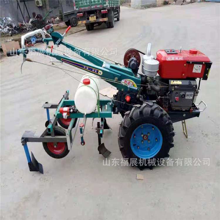 10马力手扶拖拉机可带多种农机具 多功能田园管理机 手扶旋地机