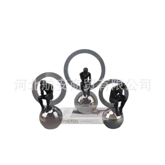 现代简约创意水晶思考人物摆件样板房售楼处桌面茶几书架软装饰品