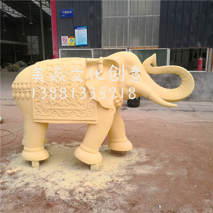 仿砂岩玻璃钢大象景观雕塑