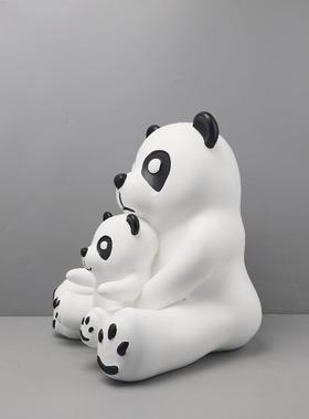 现代简约卡动通饰可爱熊猫物树脂摆件厅客卧室酒店EMF电视柜家居