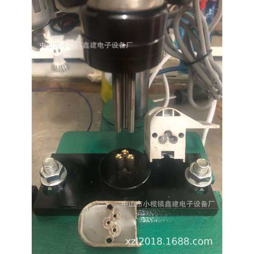 LED灯具GU10GX53MR16T5T8G24灯头堵头铜脚铜针压铆治具模具