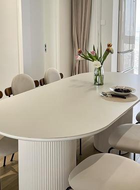 88528奶油椭圆岩板餐桌组风合家用小户椅型实餐桌简约现代长方形饭木桌
