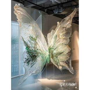 网打卡装饰巨型蝴蝶商场橱窗立氛体摄影道具服装店红围BDQ感饰蝴
