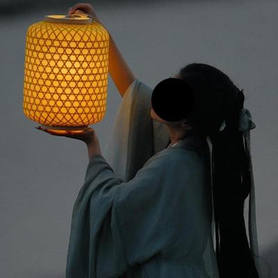 竹编小灯笼手提汉服拍照中式网红家乡月舞蹈送木杆灯泡外贸工厂