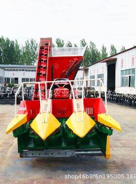 米大型背负车玉收获机四轮配套式使用秸秆粉碎玉米去HNE皮入箱效