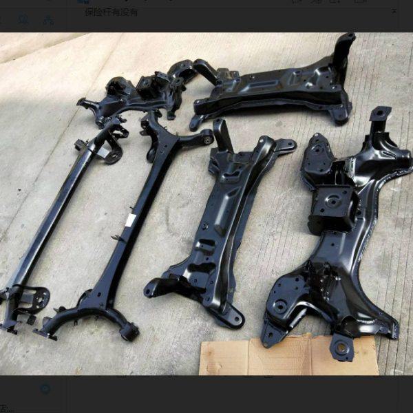 奇瑞E3艾瑞泽3艾瑞泽7艾瑞泽5前后副车架前桥元宝梁底盘横梁总成