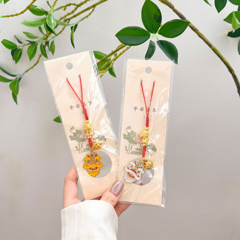 J8012时来运转招财醒狮红绳手机