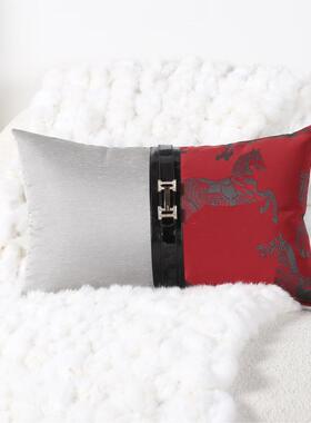 设计师轻奢红灰色沙发抱枕高级感字母装饰个性客厅靠垫腰枕