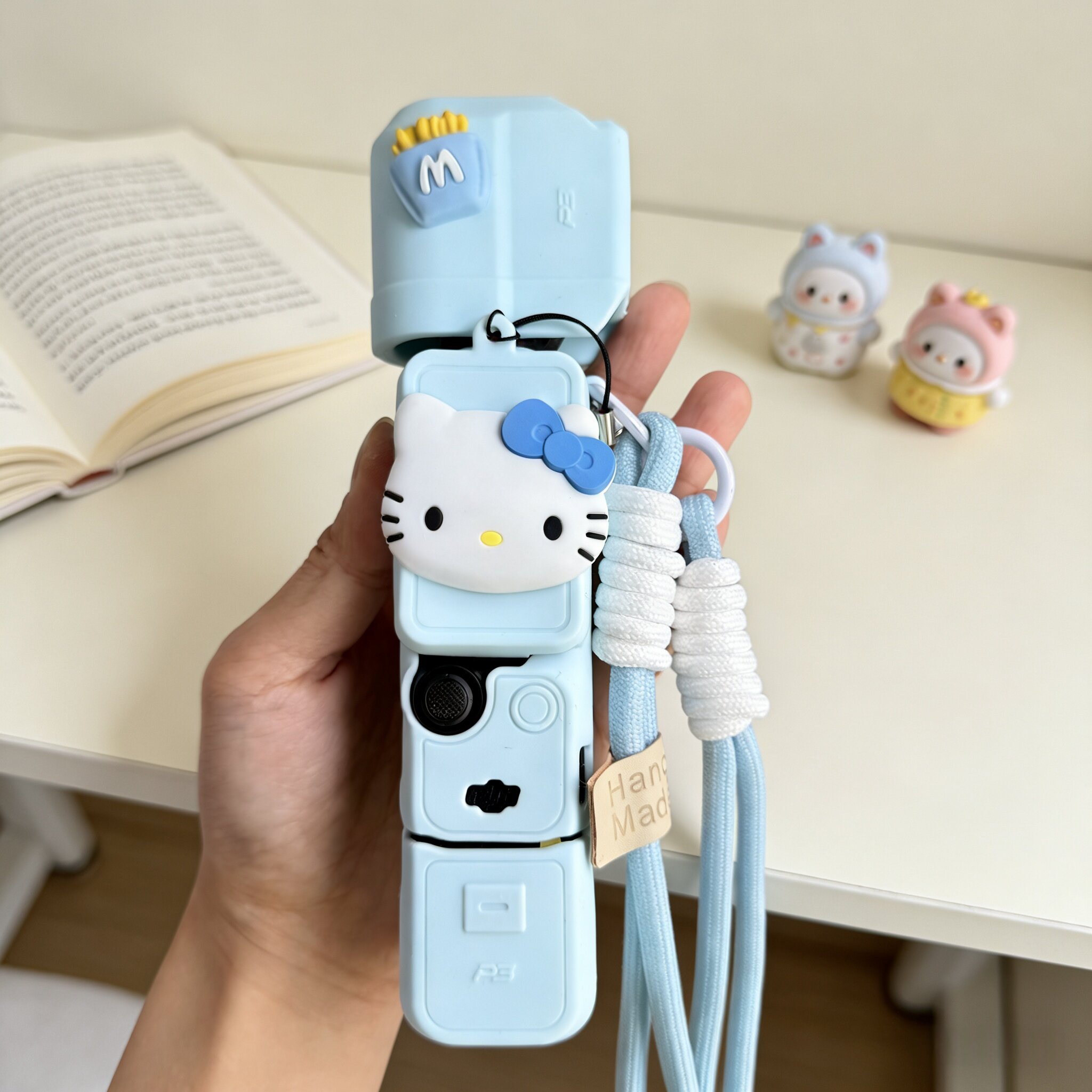 适用大疆pocket3保护壳蓝色kt猫硅胶套装可爱运动相机配件挂绳
