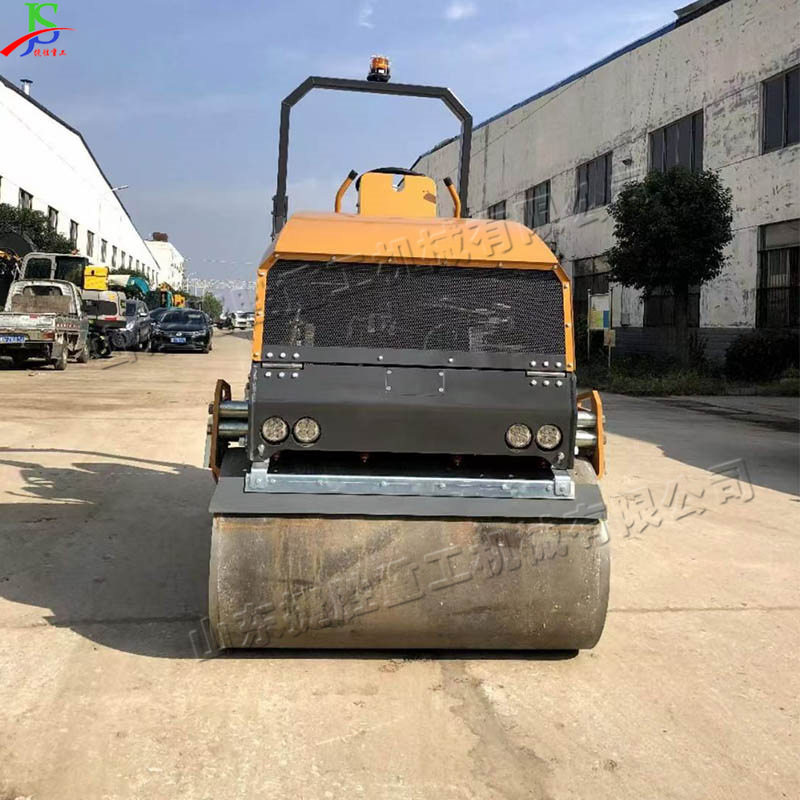 全液压座驾式振动压路机市政道路压实机路面翻新路面整平机
