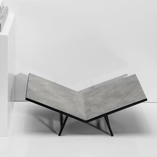 现代极简软装设计师家居装饰金属皮革书架摆件客厅书房桌面轻奢