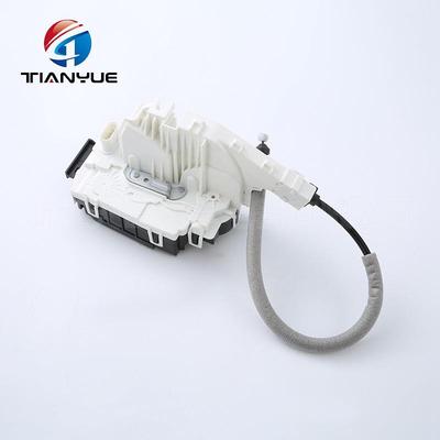 多规格汽车配件2047203035侧门锁右前汽车中控锁闭锁器量大从优