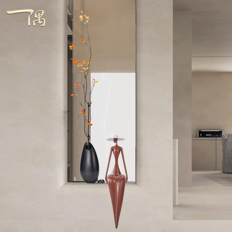 侘寂风意式人物坐姿艺术摆件客厅入户玄关柜子高级感电视柜装饰品