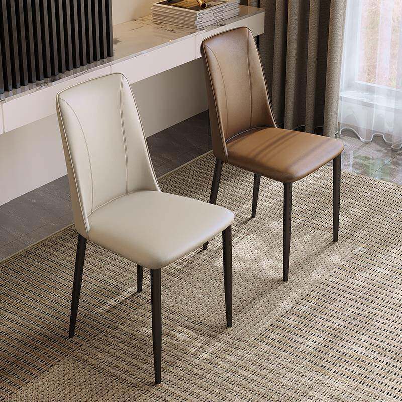 餐椅家用现代简约真皮椅子意式极简设计师餐桌椅黑色支撑脚靠背椅