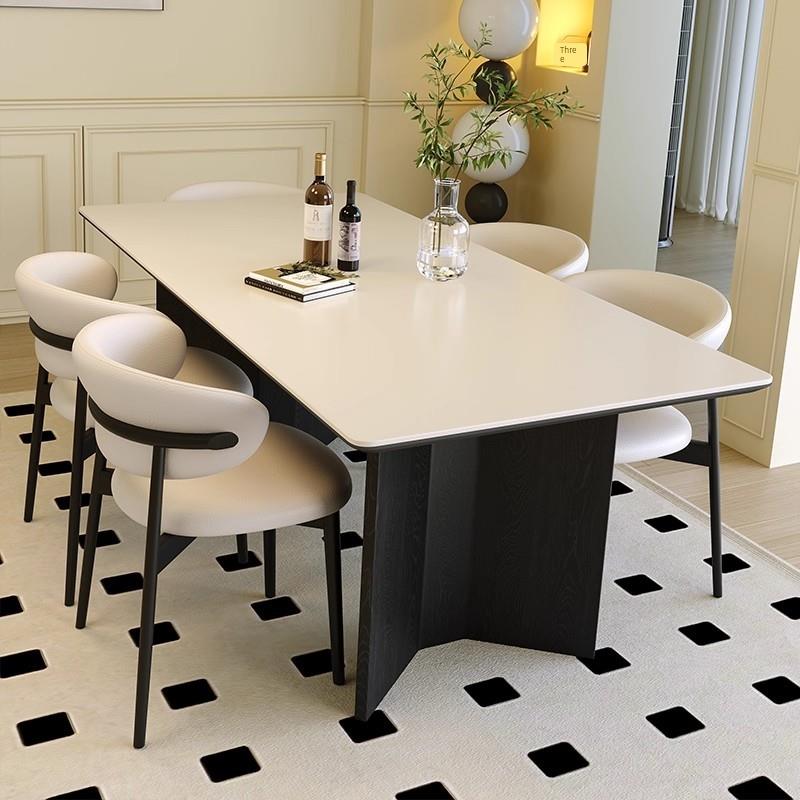 意式极简岩板餐桌椅组合家用小户型长方形现代简约全托吃饭桌子
