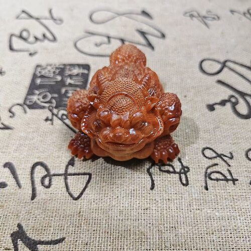陈化崖柏木雕招财金蟾摆件招财风水吉祥物家居店铺柜台聚财小金蟾