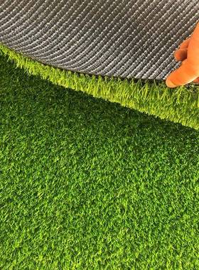 人草坪地垫造户外阳VKQ台装饰墙人面塑料假草绿色幼毯儿园工草皮