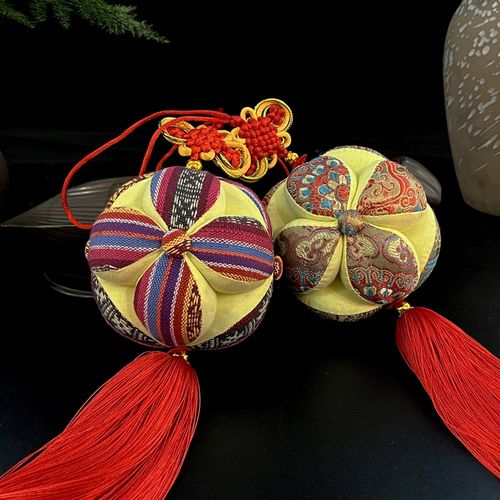 绣蕴坊广西靖西 幼儿软球 柔性丝棉绣球广西壮族手工艺品挂件