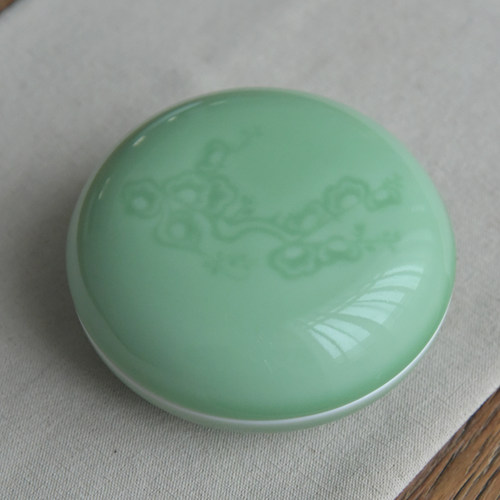 龙泉青瓷梅花印泥盒创意手工陶瓷粉盒书法篆刻用高盖印泥缸 9.5cm