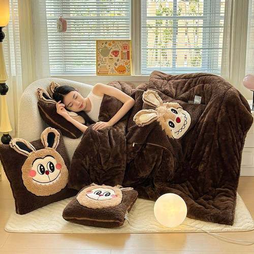 20办5新款抱嘟嘟兜兜酱488枕被枕头被车载公室两用午睡2毯盖毯毛