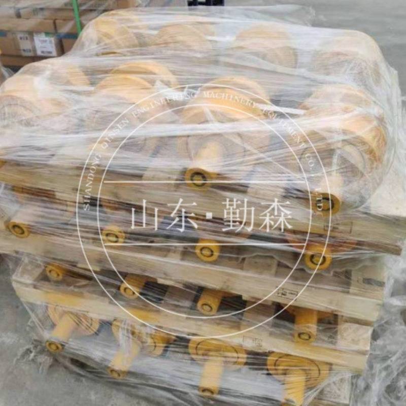 推土机配件  各种型号齐全  D85ESS-2 双边支重轮  14X-30-00096
