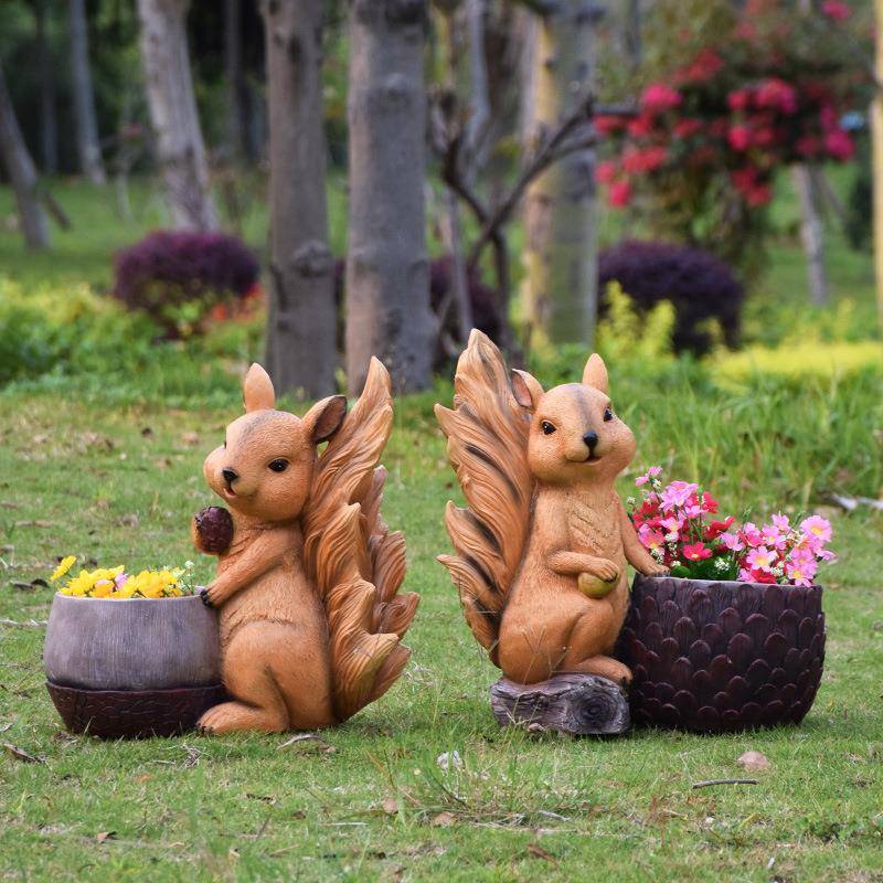 QQM户外园景区林别墅花造庭院小区公园装园饰仿真动物松鼠花缸景