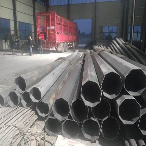 监控八角型红绿灯毛坯杆销售多棱角监控杆圆锥形杆直销