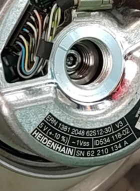 ERN 1381 2048 62S12-30 ID 534 118-02    电梯编码器