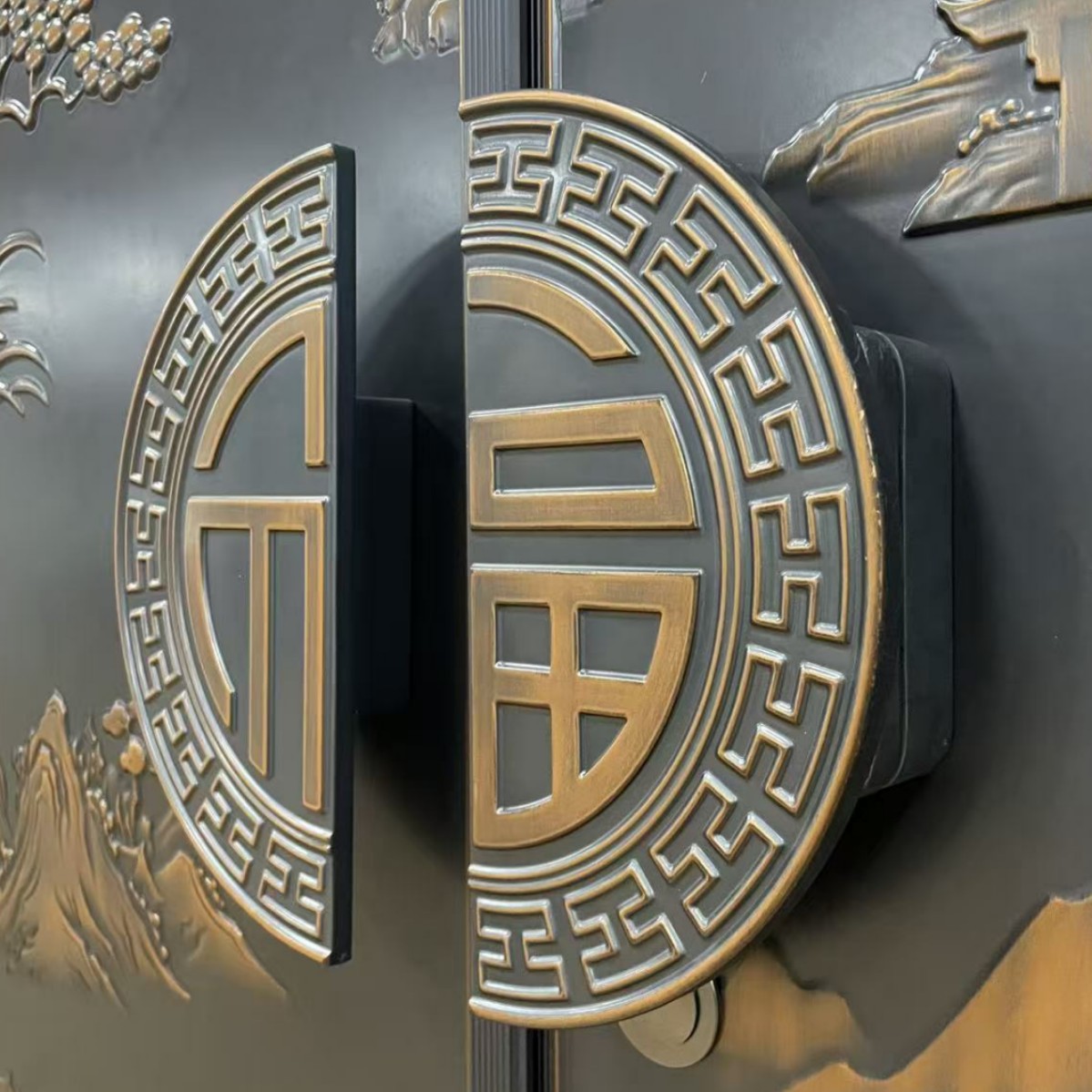 福字型精雕滑盖拉手内嵌入式指纹锁祥云图案带感应灯光铸铝门