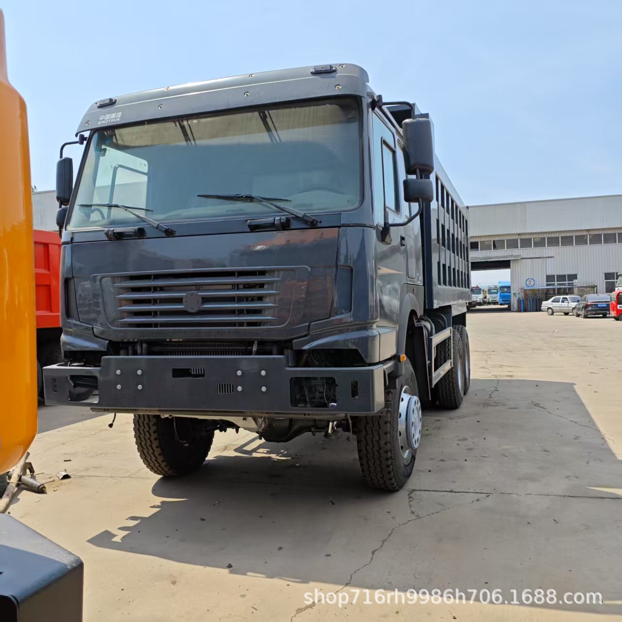 重汽Sinotruk420马力载货卡车